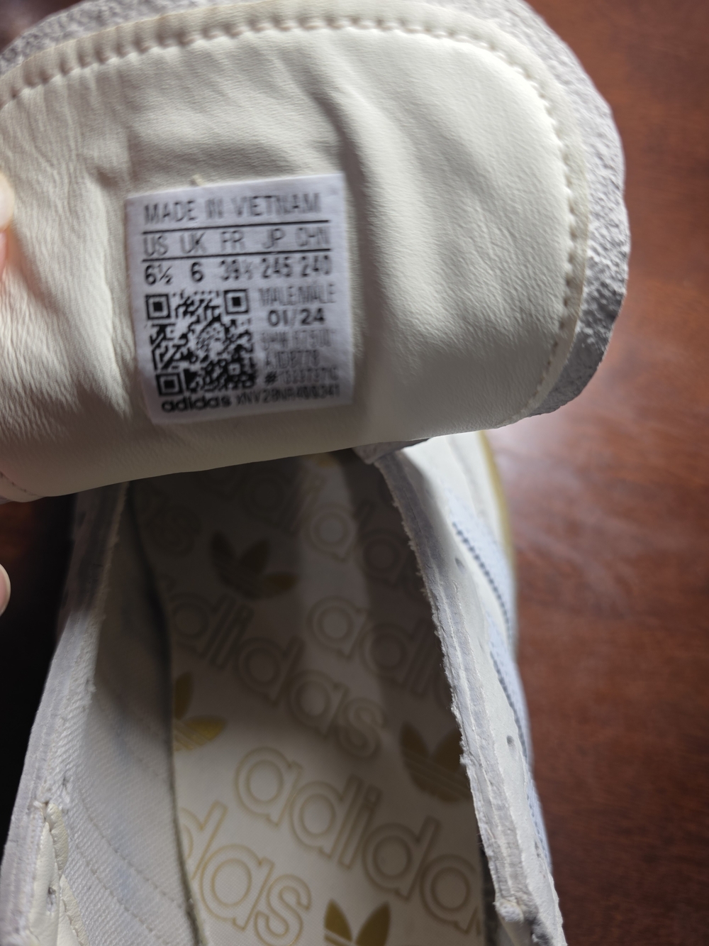 Adidas Men’s Suede Classic Trainer in Off-White - Picture 9 of 16